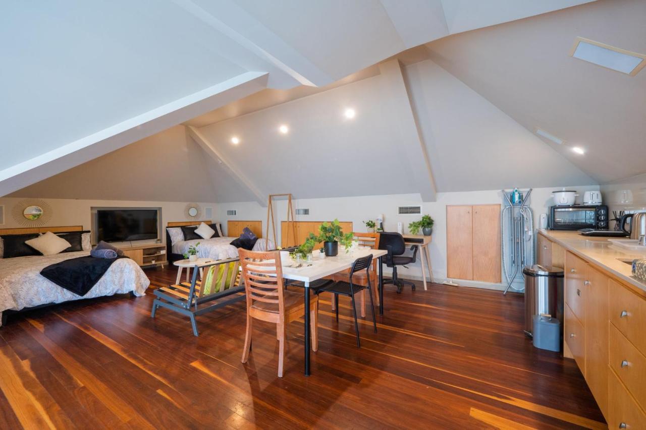 Quiet Private Studio In Strathfield With Kitchenette And Private Bathroom 3Min To Station Sleeps 6 Sydney Exterior foto