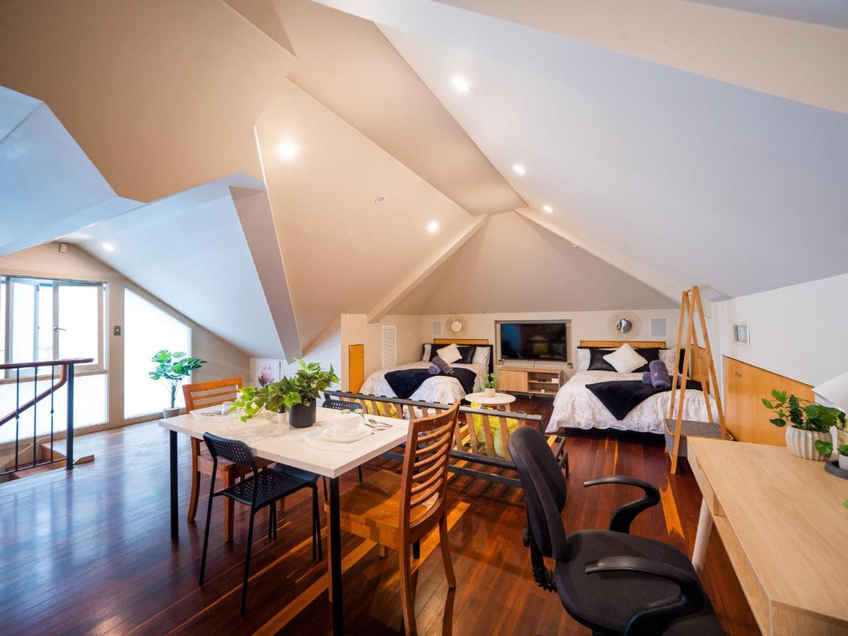 Quiet Private Studio In Strathfield With Kitchenette And Private Bathroom 3Min To Station Sleeps 6 Sydney Exterior foto